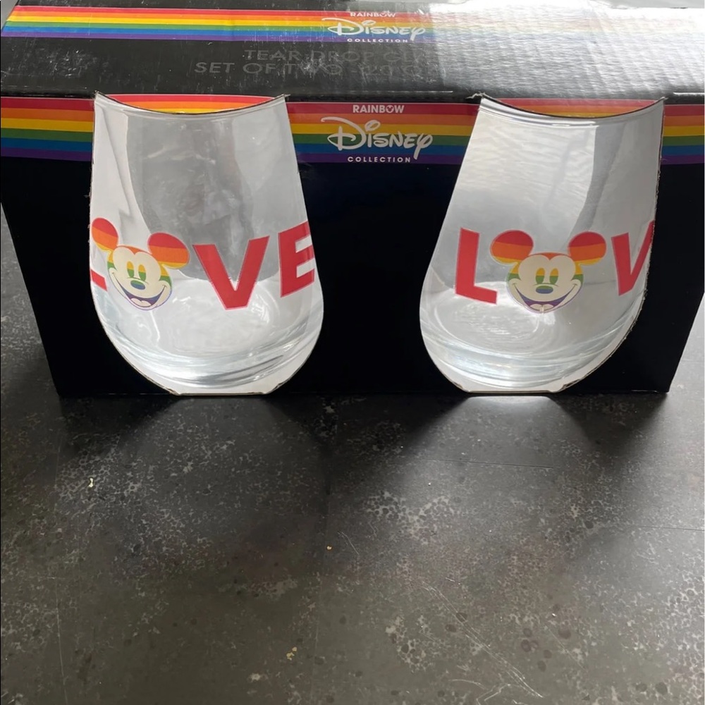 Wine glasses